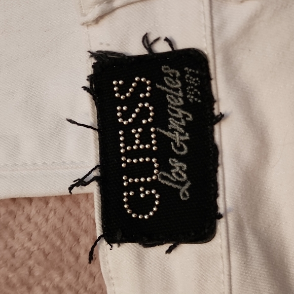 ❗️Like NEW ❗️Power Skinny Guess Jeans - Picture 7 of 9